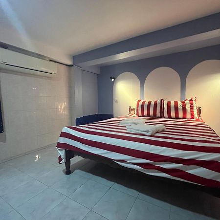 Hotel Por Chey Battambang Exterior foto
