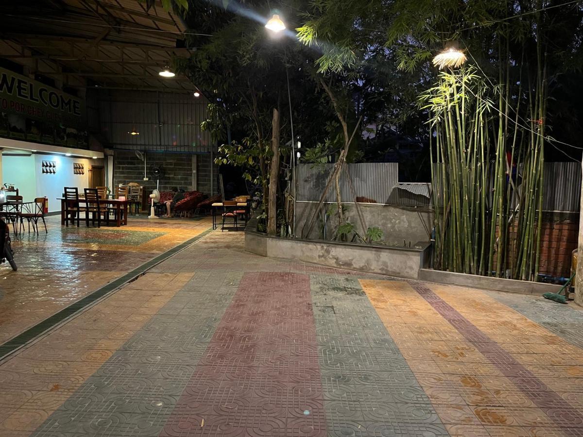 Hotel Por Chey Battambang Exterior foto