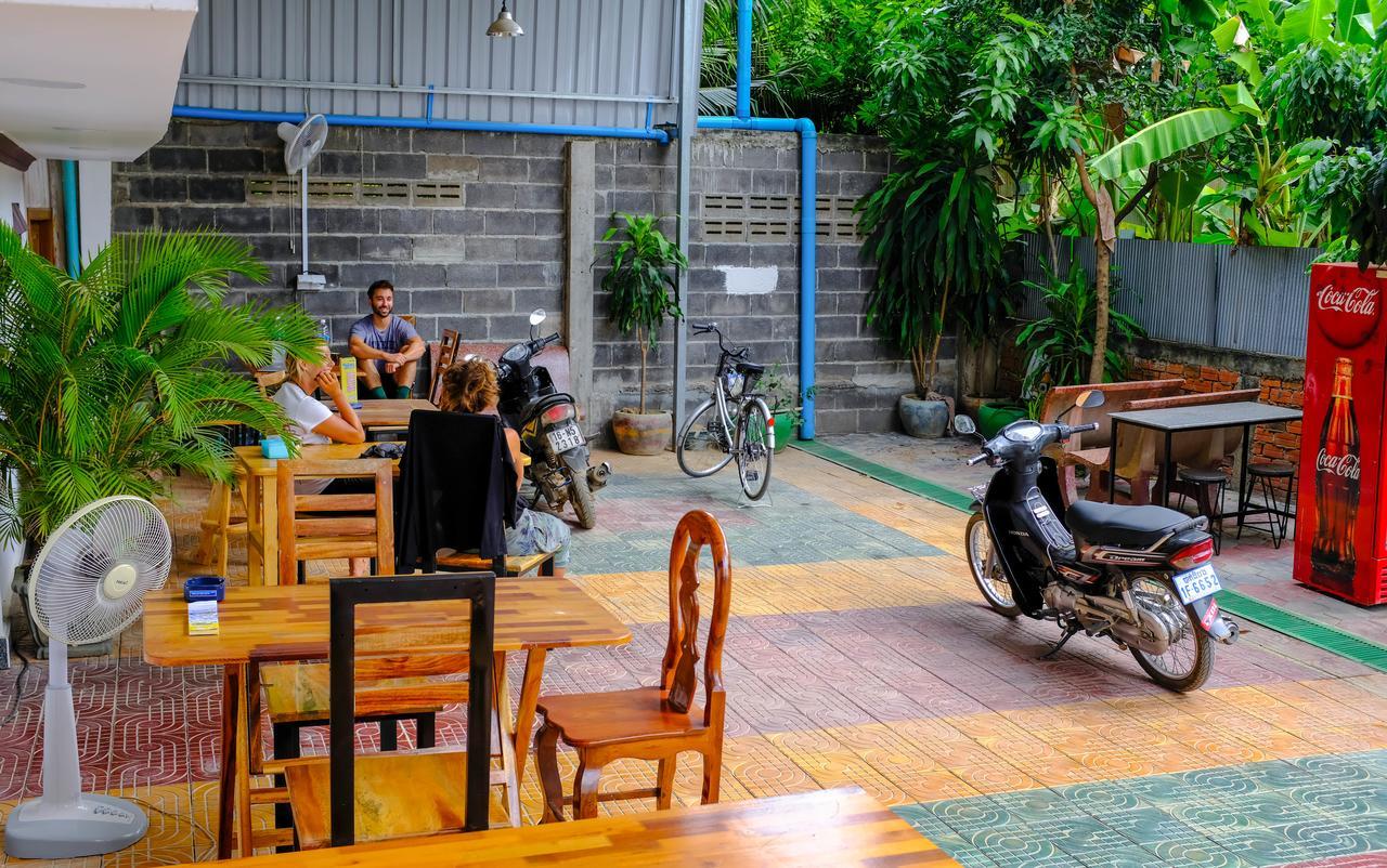 Hotel Por Chey Battambang Exterior foto