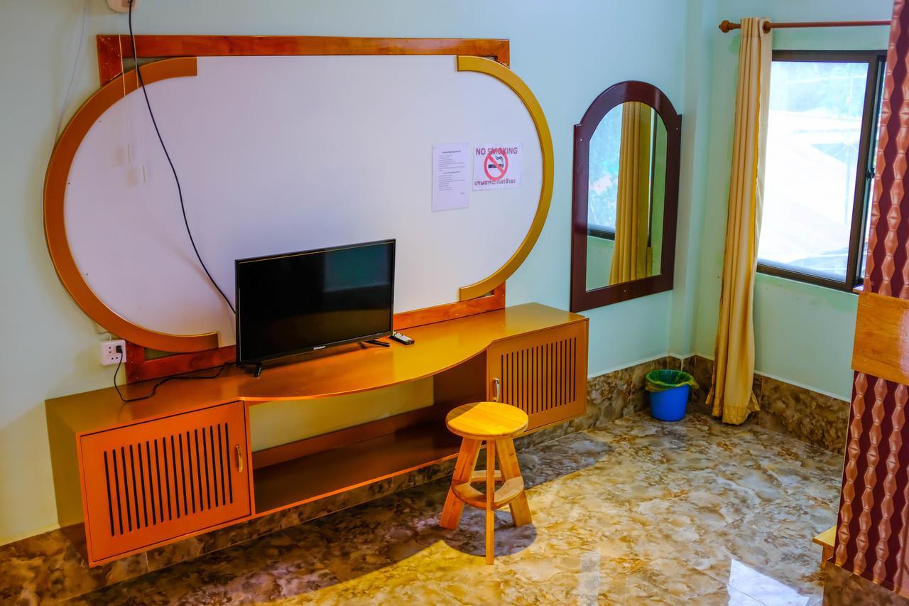Hotel Por Chey Battambang Exterior foto
