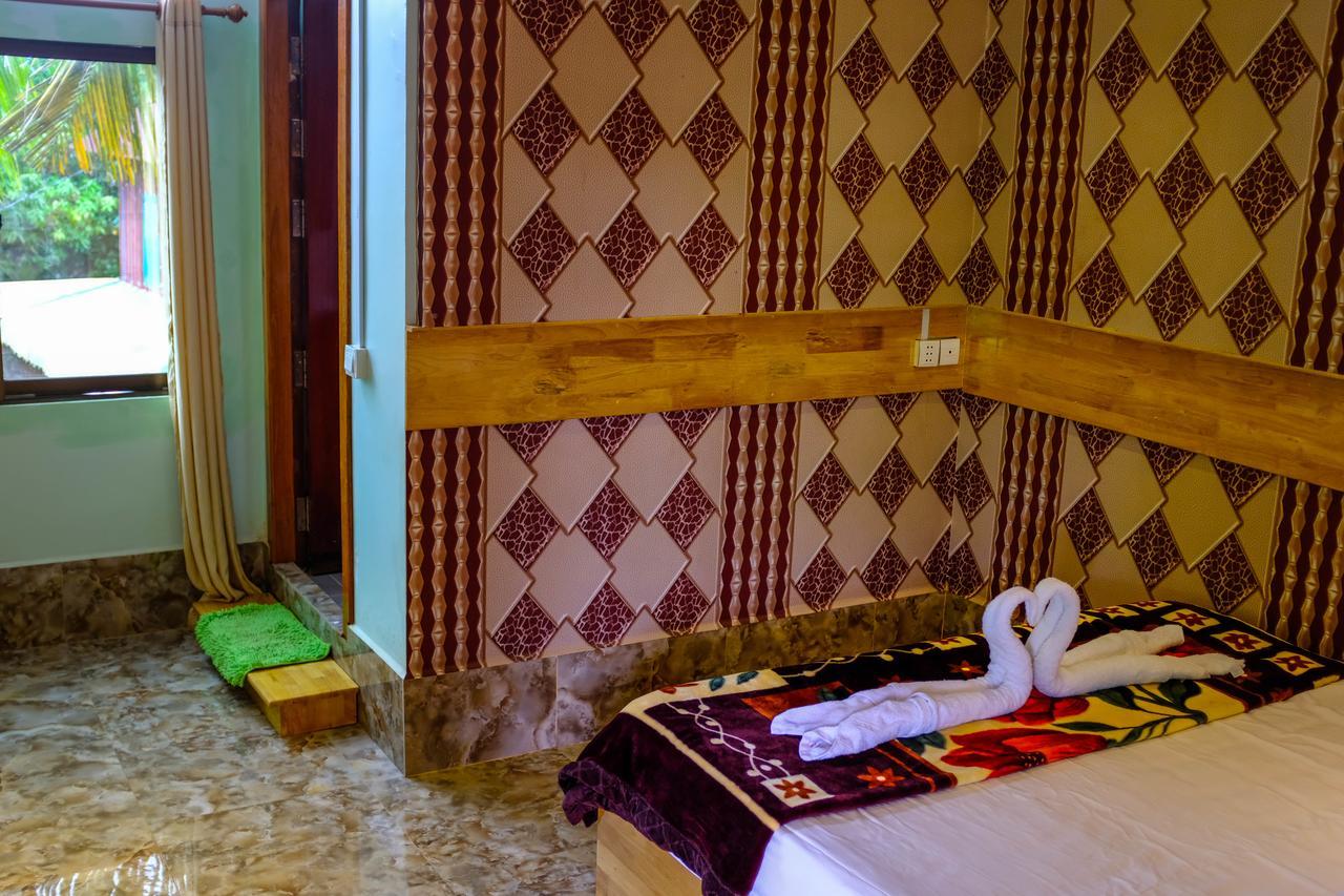 Hotel Por Chey Battambang Exterior foto